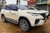 Xe Toyota Fortuner 2.4G 4x2 MT 2018