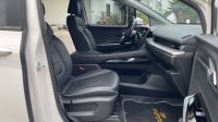 Xe Hyundai Custin Tiêu Chuẩn 1.5T 2024