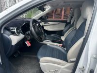 Xe MG HS 1.5T LUX 2024