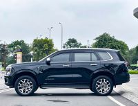 Xe Ford Everest Titanium 2.0L 4x2 AT 2025