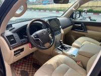 Xe Toyota Land Cruiser VX 4.6 V8 2016