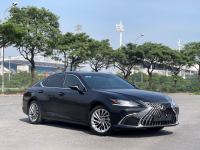 Xe Lexus ES 250 2023