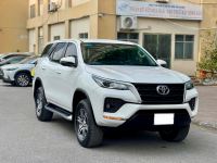 Xe Toyota Fortuner 2.4L 4x2 MT 2022