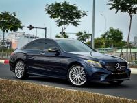 Xe Mercedes Benz C300 AMG 2019