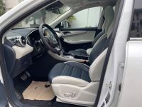 Xe MG HS 1.5T LUX 2025