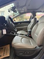 Xe Kia Cerato 1.6 AT Luxury 2020