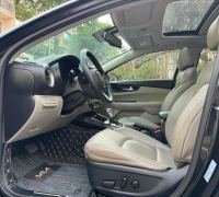Xe Kia Cerato 1.6 AT Luxury 2020