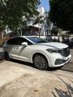 Xe Volkswagen Viloran Luxury 2024