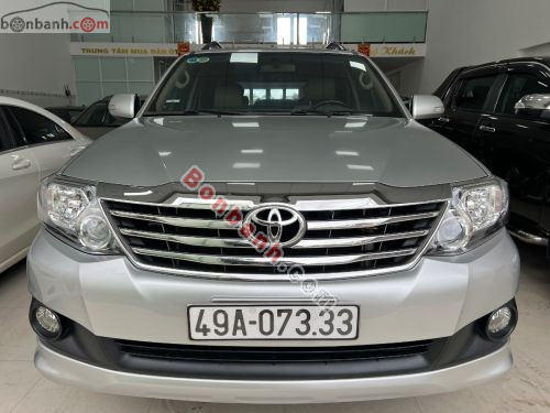 Toyota Fortuner 2.7V 4x2 AT 2013