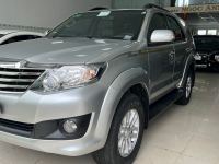 Xe Toyota Fortuner 2.7V 4x2 AT 2013