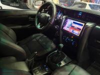 Xe Toyota Fortuner 2.4L 4x2 MT 2022