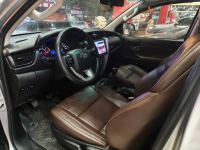 Xe Toyota Fortuner 2.4G 4x2 MT 2018