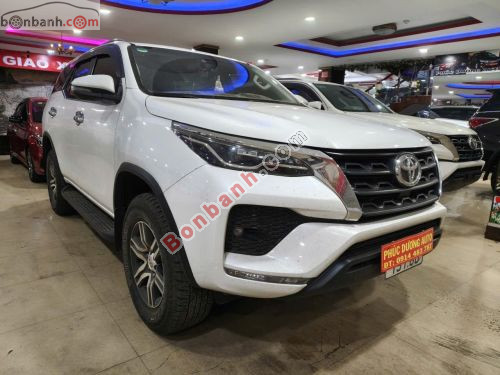 Toyota Fortuner 2.4L 4x2 AT