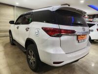 Xe Toyota Fortuner 2.4L 4x2 AT 2022