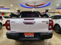 Xe Toyota Hilux 2.4L 4x2 AT 2024