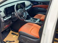 Xe Kia Carnival Signature 2.2D 2024