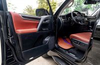 Xe Lexus LX 570 2019